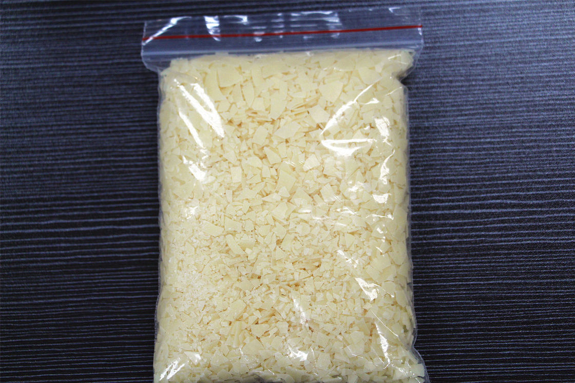 Rumah pewarnaan Lemah Cationic Softener Serpihan, bahan pelembab tekstil Air panas Tipe