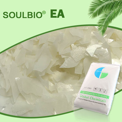 Tekstil Finishing Bantuan Cationic Softener Serpihan, Air dingin larut Pengering Kain