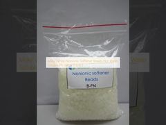 Merah Putih Nonionic Softener Manik larut dalam air panas Nilai Ph 7.5-9.5
